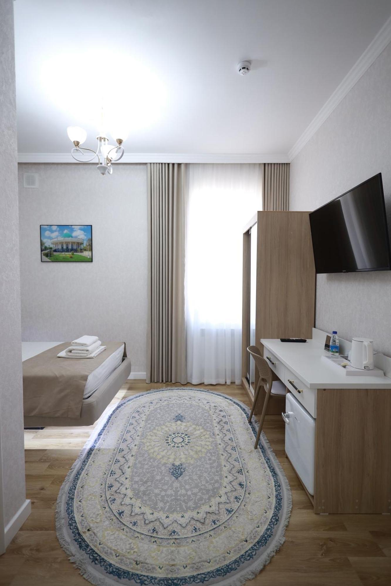 Ideal Hotel Nukus Luaran gambar